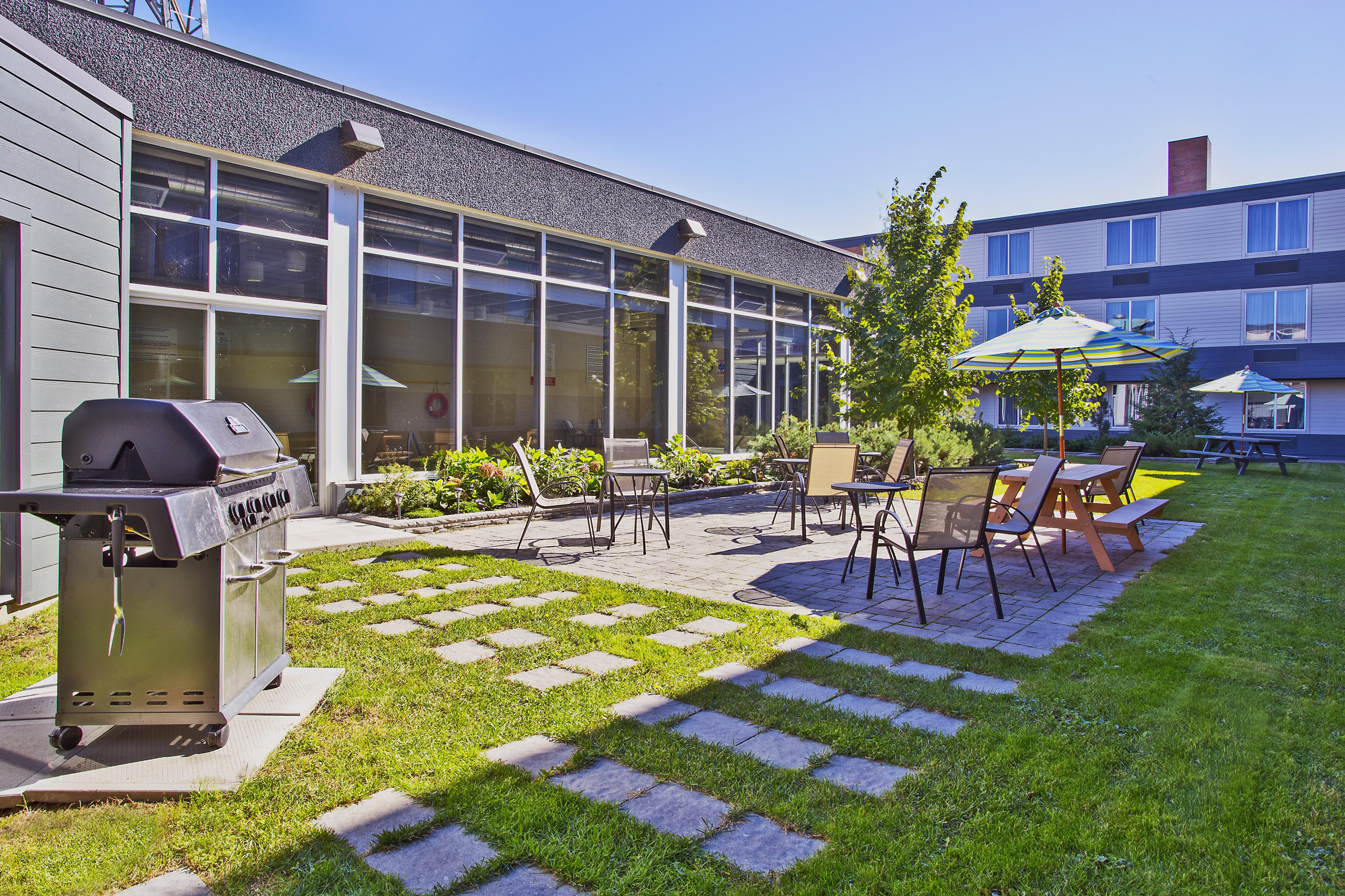 Holiday Inn Express - Sault Ste. Marie, An Ihg Hotel Exterior photo